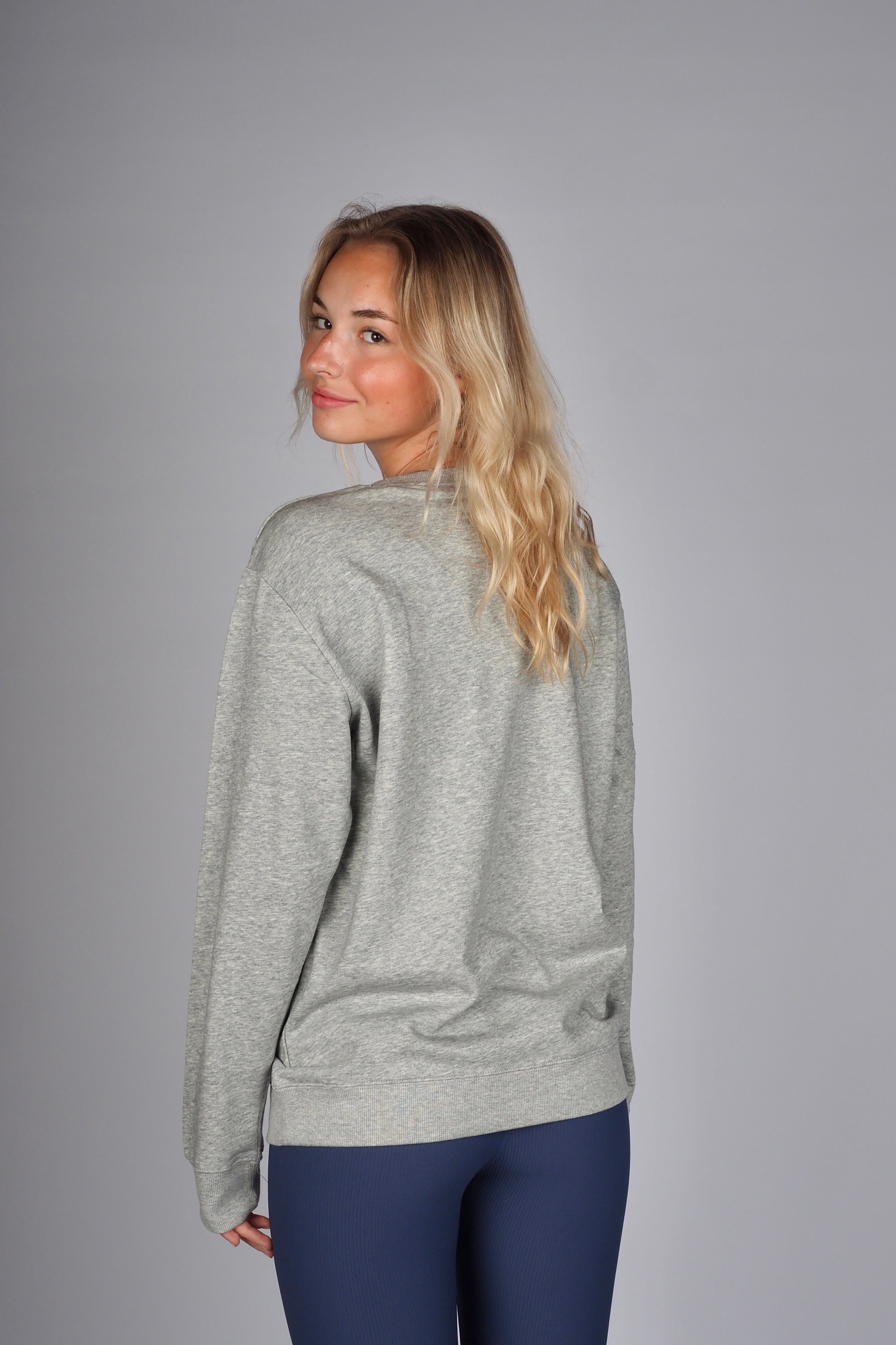 Basic Ella Sweater - Grey