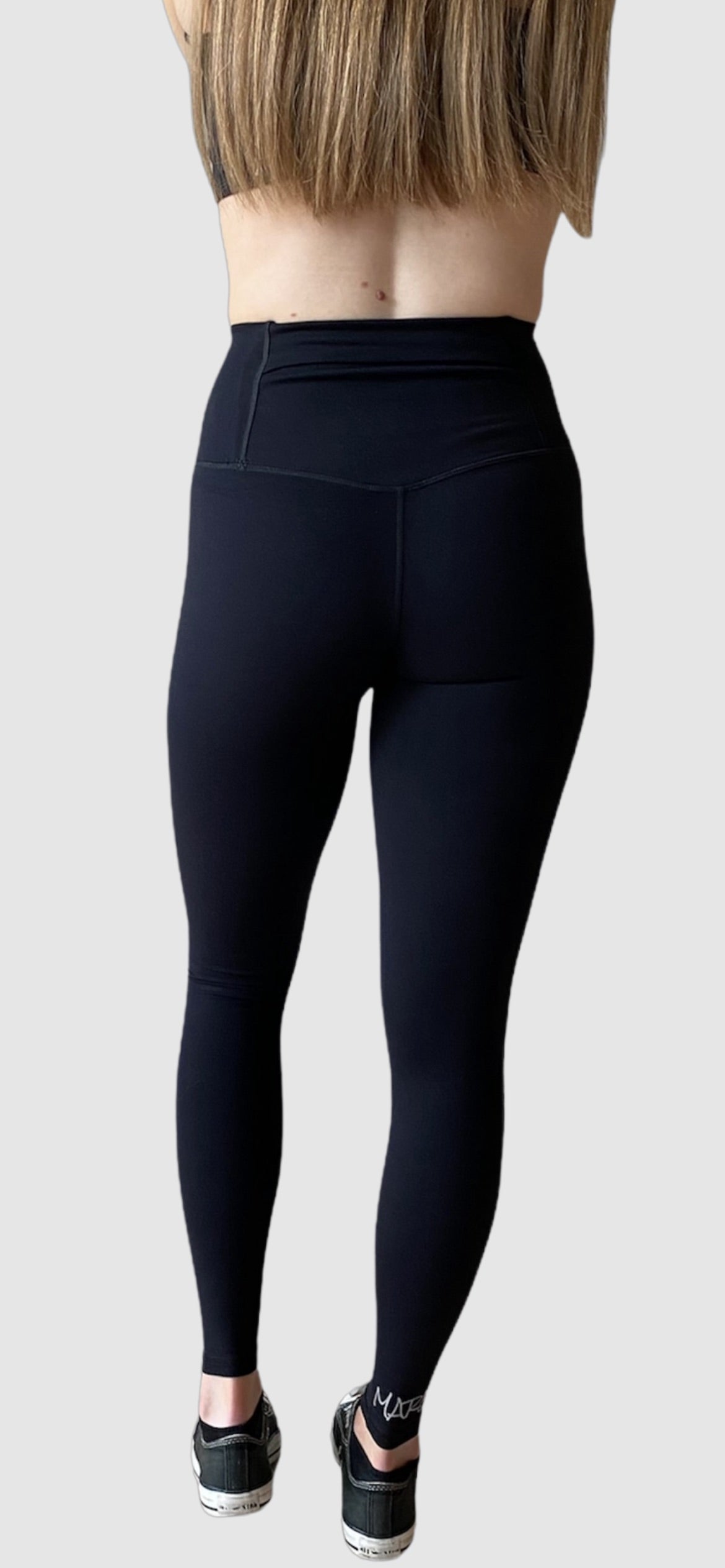 Sally Long Legs - Black